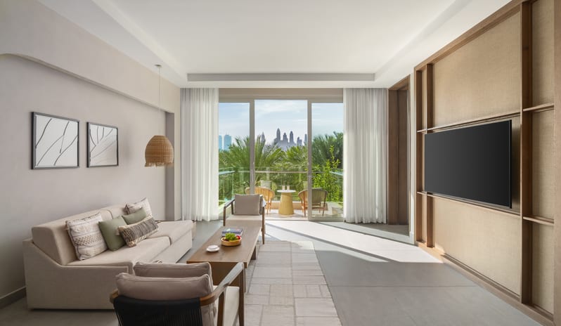 middle-east-holidays-dubai-rixos-the-palm-dubai-hotel-and-suites-hotel-two-bedroom-senior-suite-living-room